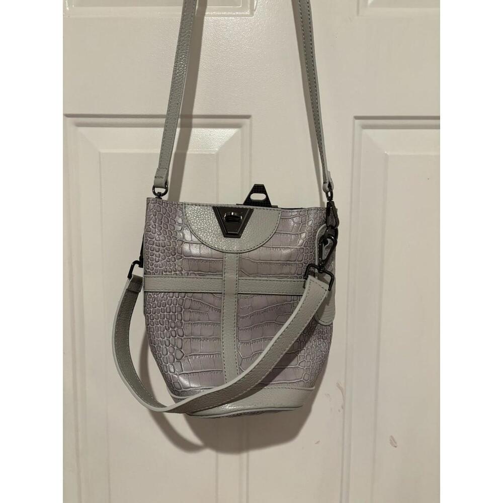 Valentina Fiore Italy leather grey bucket bag purse 1682  MATERIAL DAMAGE INSIDE